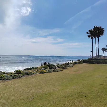 아파트 La Resina Golf And Country Club 에스테포나